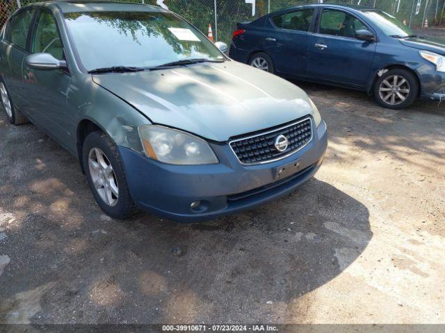  Salvage Nissan Altima