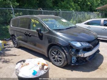  Salvage Chrysler Voyager