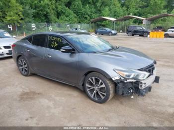  Salvage Nissan Maxima