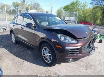  Salvage Porsche Cayenne