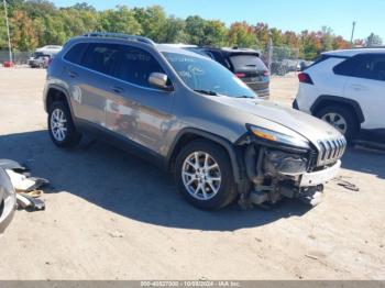  Salvage Jeep Cherokee