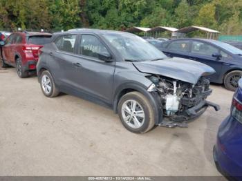  Salvage Nissan Kicks