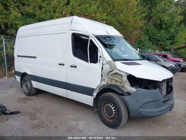  Salvage Mercedes-Benz Sprinter 2500