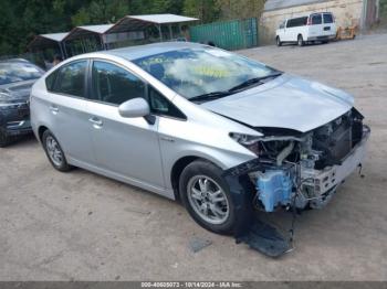  Salvage Toyota Prius