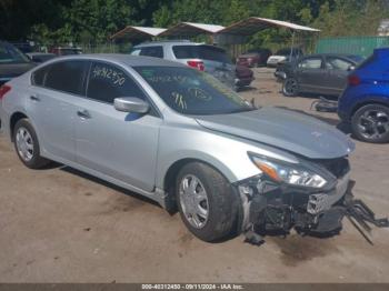  Salvage Nissan Altima