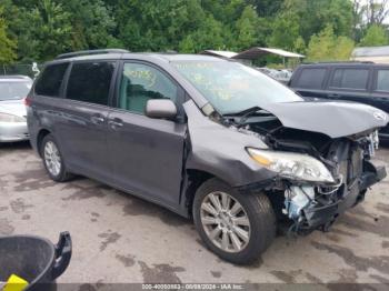  Salvage Toyota Sienna