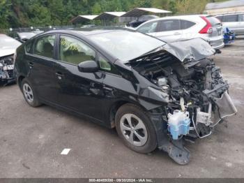  Salvage Toyota Prius