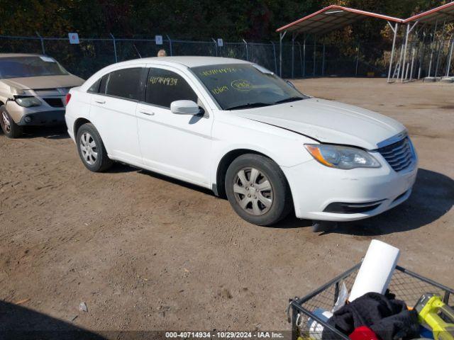  Salvage Chrysler 200