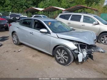  Salvage Nissan Altima