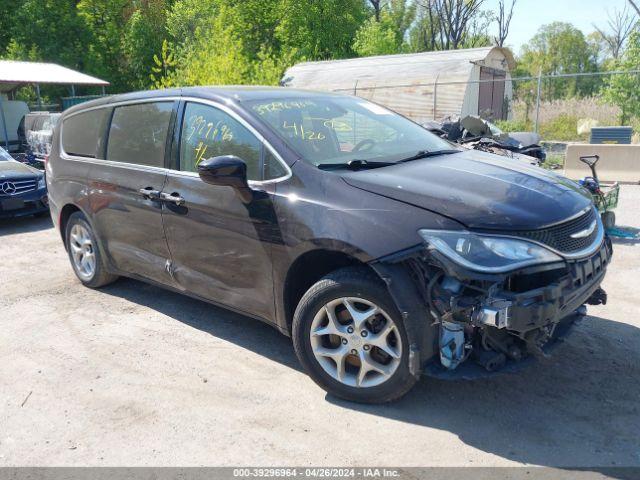  Salvage Chrysler Pacifica