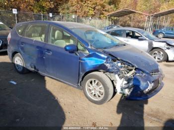  Salvage Toyota Prius v