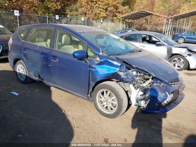  Salvage Toyota Prius v