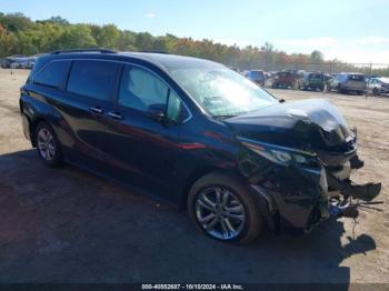  Salvage Toyota Sienna