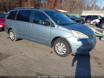  Salvage Toyota Sienna