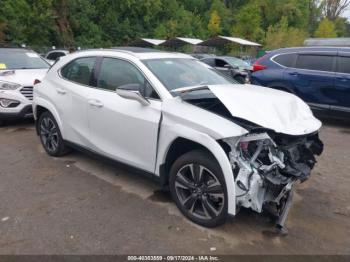  Salvage Lexus Ux