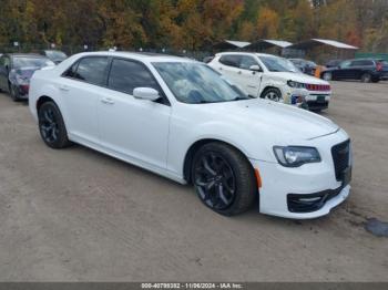  Salvage Chrysler 300