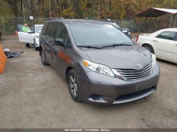  Salvage Toyota Sienna