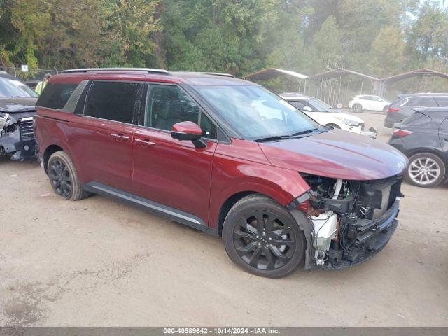  Salvage Kia Carnival