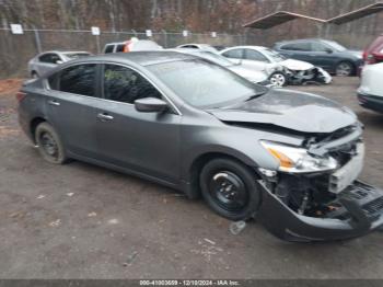  Salvage Nissan Altima