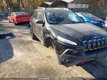  Salvage Jeep Cherokee