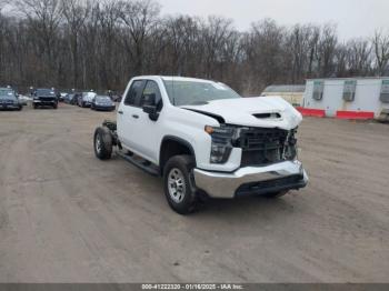  Salvage Chevrolet Silverado 3500