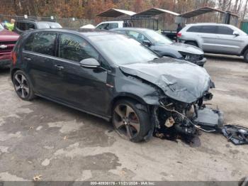  Salvage Volkswagen Golf