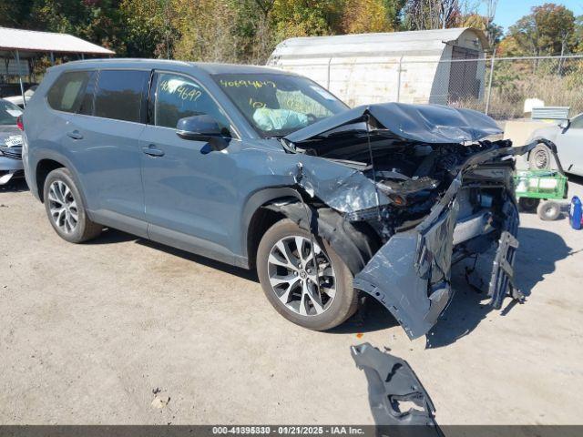  Salvage Toyota Grand Highlander