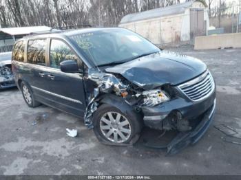  Salvage Chrysler Town & Country