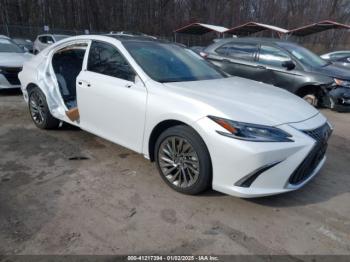  Salvage Lexus Es