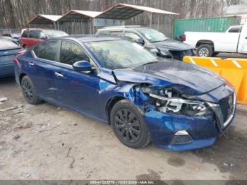  Salvage Nissan Altima