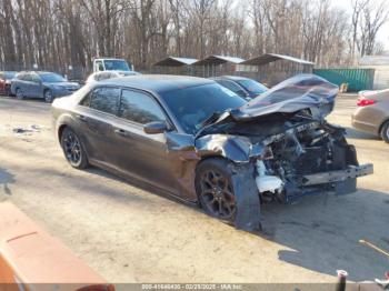  Salvage Chrysler 300