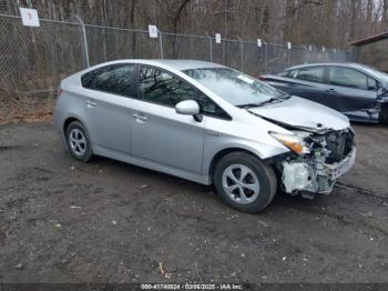  Salvage Toyota Prius