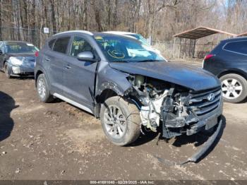  Salvage Hyundai TUCSON