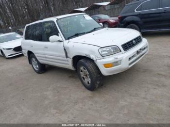  Salvage Toyota RAV4