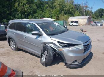  Salvage Toyota Highlander