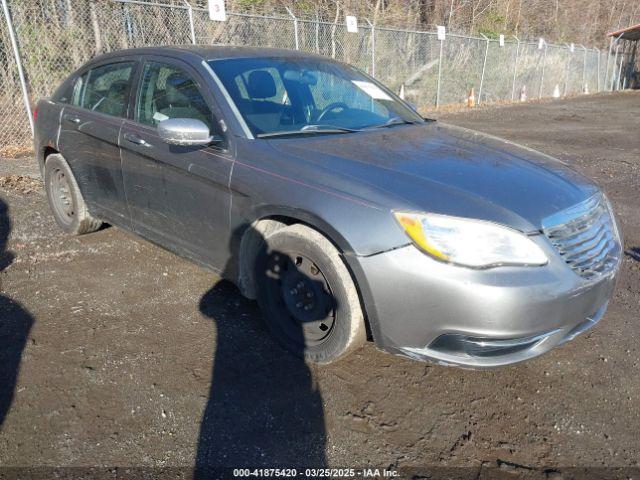  Salvage Chrysler 200
