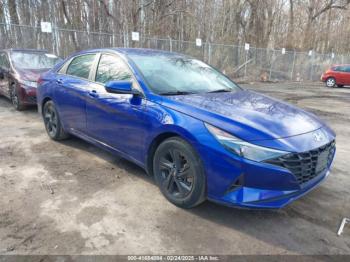  Salvage Hyundai ELANTRA