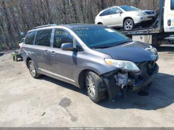  Salvage Toyota Sienna