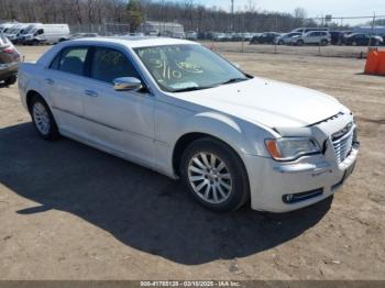  Salvage Chrysler 300