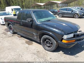  Salvage Chevrolet S-10