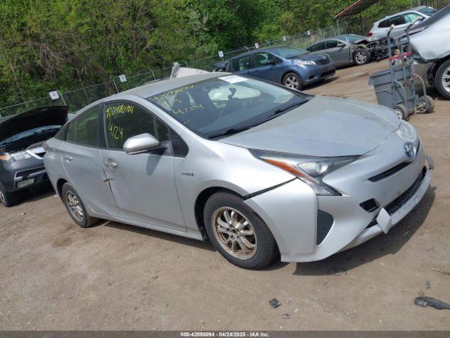  Salvage Toyota Prius