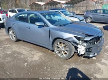  Salvage Nissan Maxima