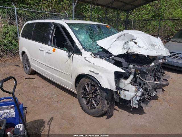  Salvage Dodge Grand Caravan