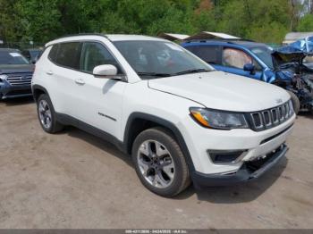  Salvage Jeep Compass