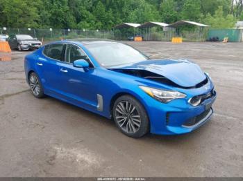  Salvage Kia Stinger
