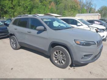  Salvage Jeep Cherokee