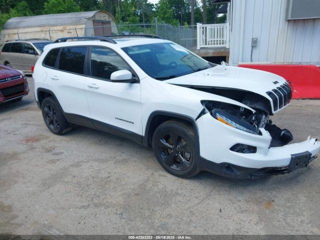  Salvage Jeep Cherokee