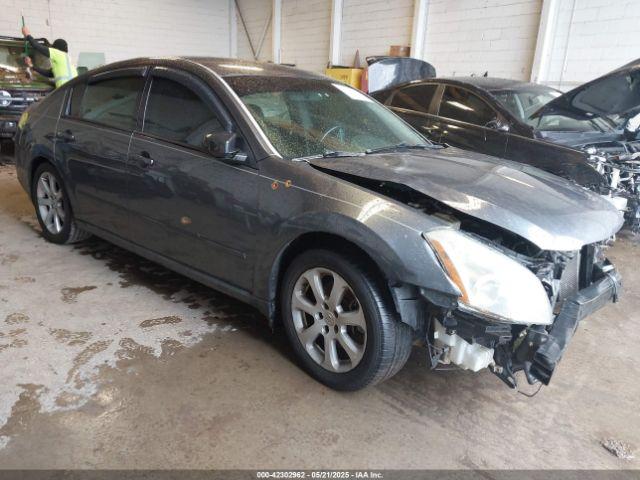  Salvage Nissan Maxima