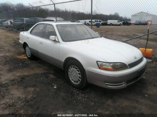  Salvage Lexus Es