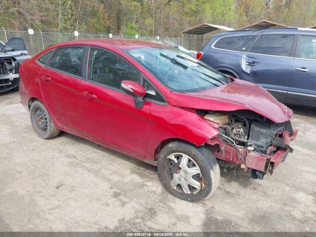  Salvage Ford Fiesta